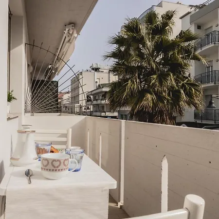 In Centro E Al Mare - Casa Con Terrazzo E Netflix *