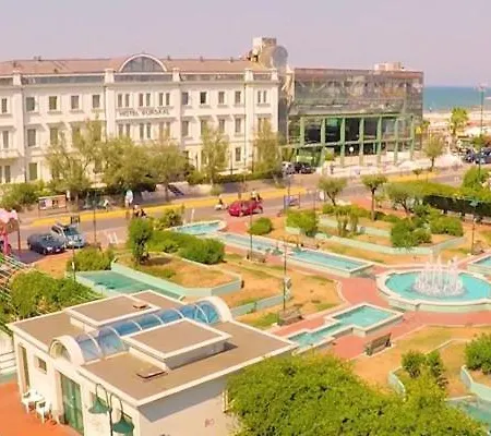 In Centro E Al Mare - Casa Con Terrazzo E Netflix Cattolica